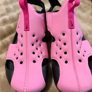 Nike Kids Sunray Protect Pink and Black Sandals